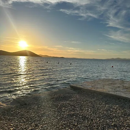 Maura Premium Mobile Drage