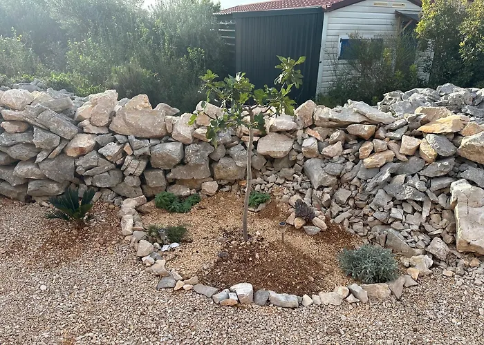 Maura Premium Mobile *